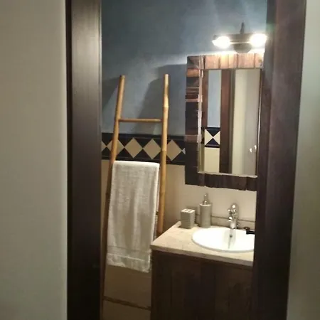 Old Fashioned Apartment *