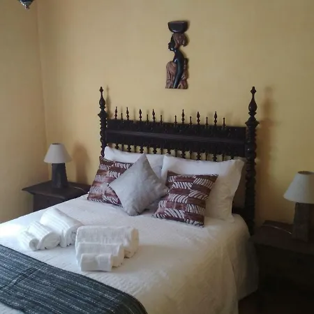 Old Fashioned Apartment